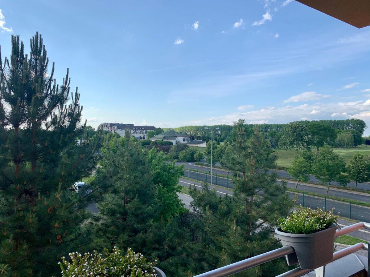 Chance Apartman Buekfuerdo Exterior foto